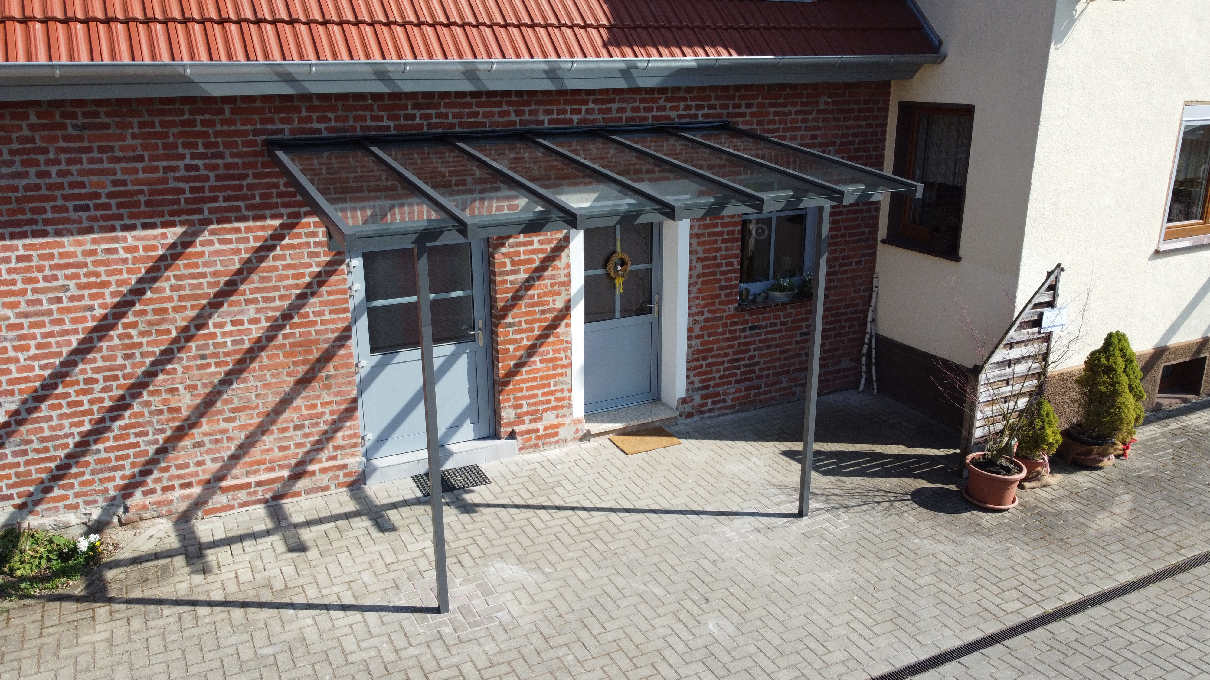 Eingangsdach mit LED-Beleuchtung 1,75 x 1,5 m